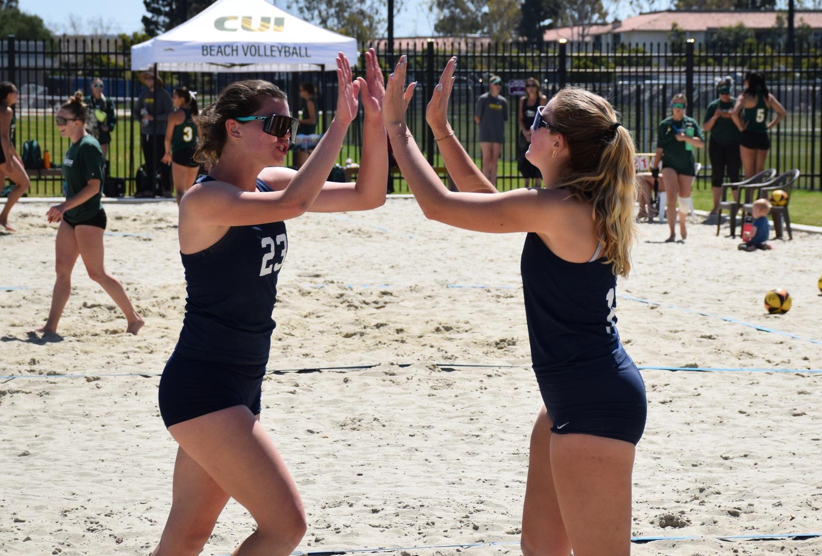 Beach volleyball team hangs with HIU and Concordia squads