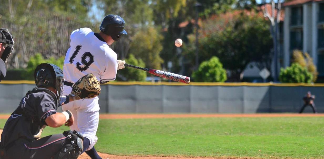 Baseball team falls in 10 innings at rival Saddleback