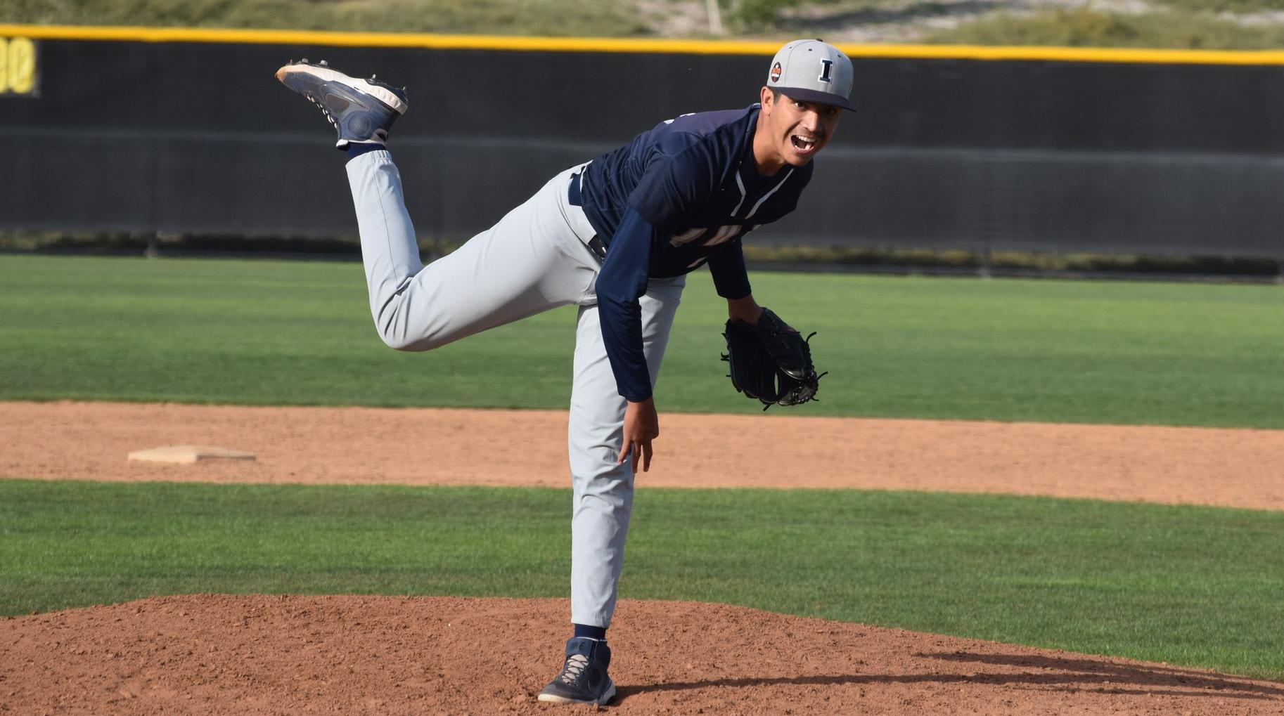 Baseball team on a roll, sweeps doubleheader at Saddleback