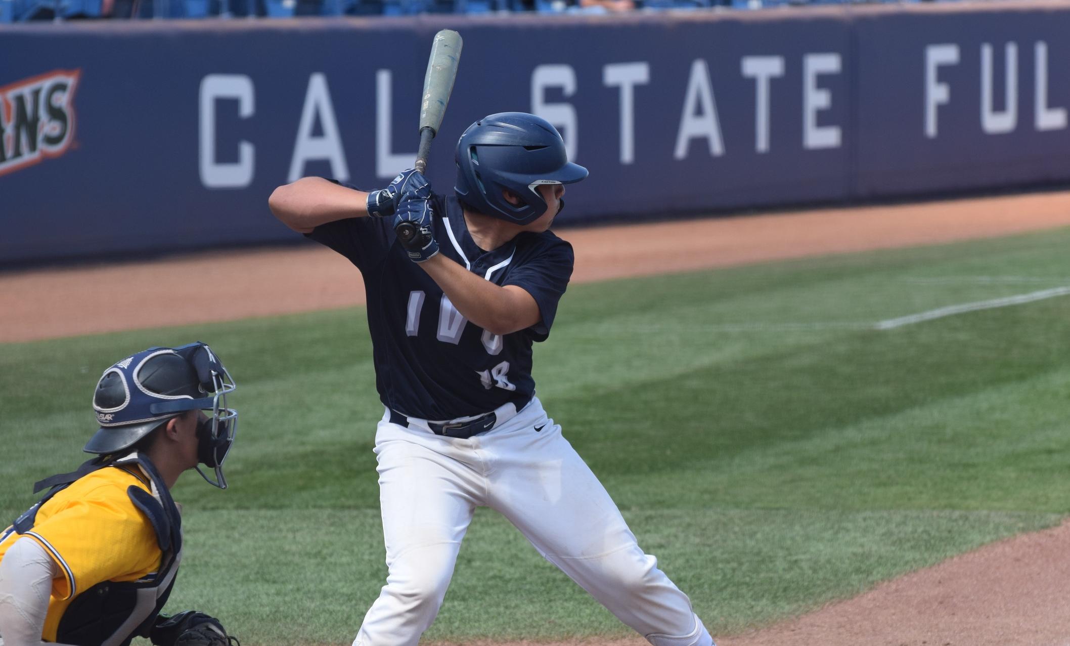 Baseball team gives up big seventh inning, falls to Fullerton