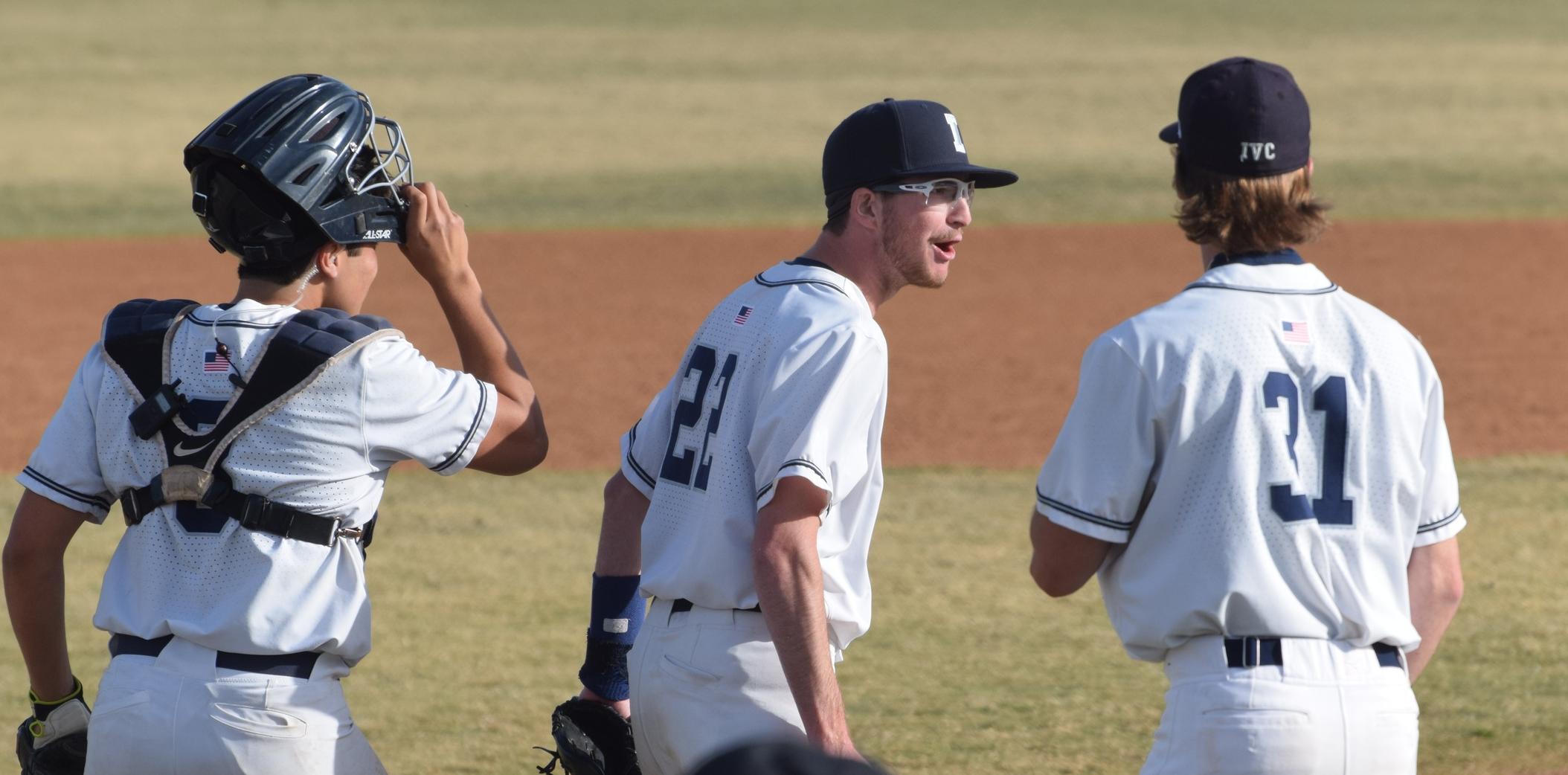 Baseball team wins second straight against San Diego Mesa