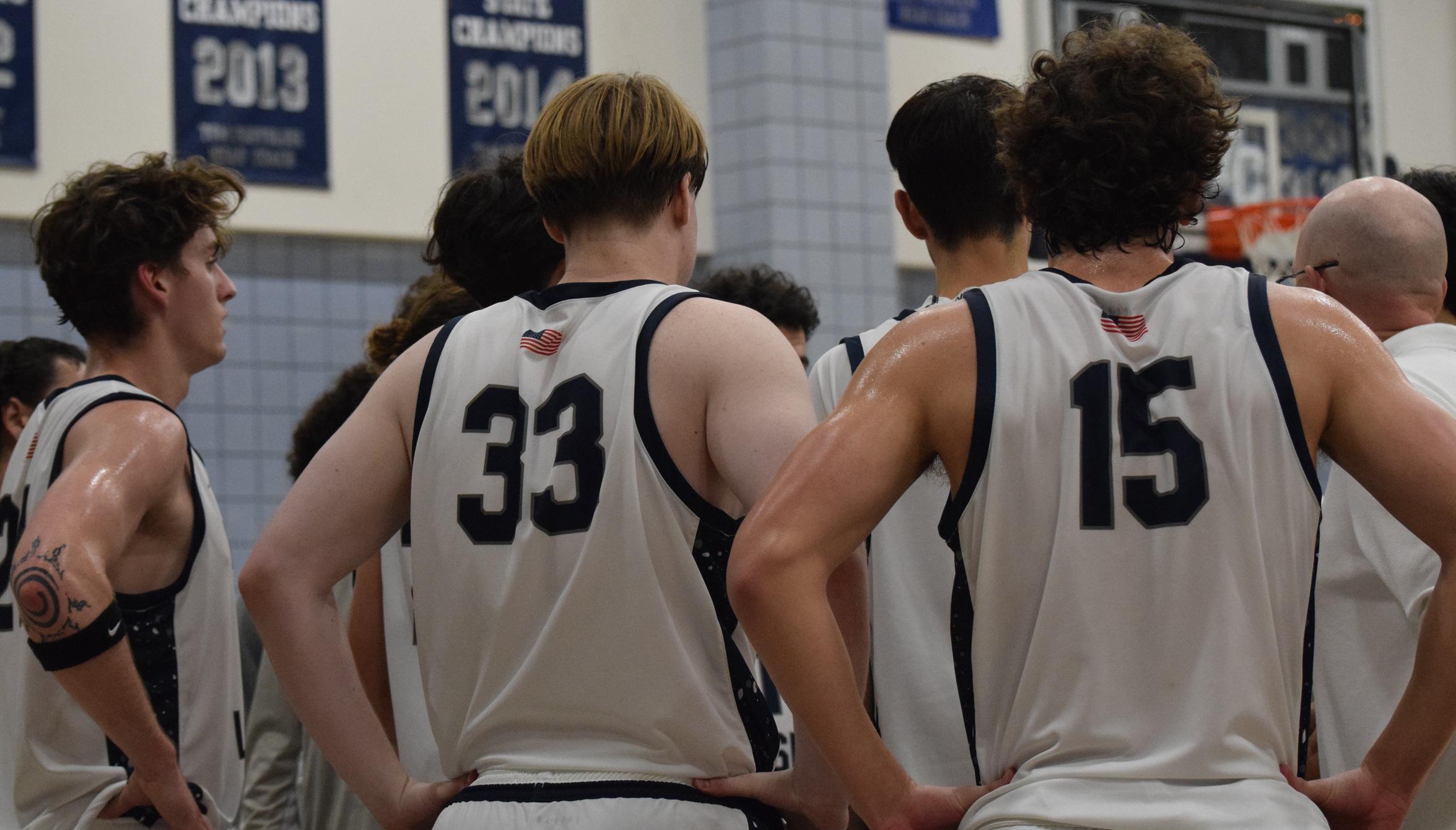 Men's basketball team takes down El Camino by 31 points