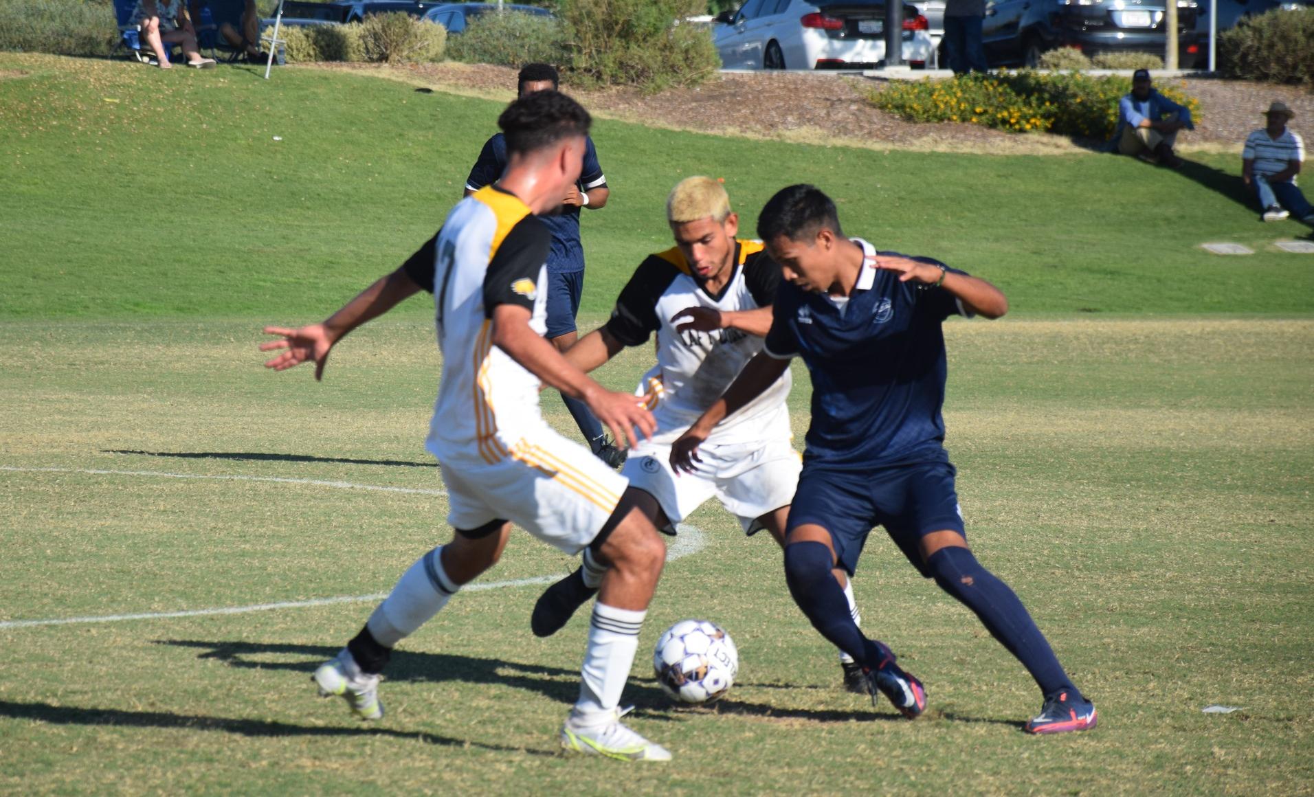 Men's soccer team has win streak snapped at OC Great Park