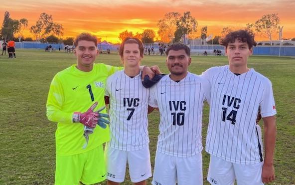 Men's soccer team wraps up regular season with shutout