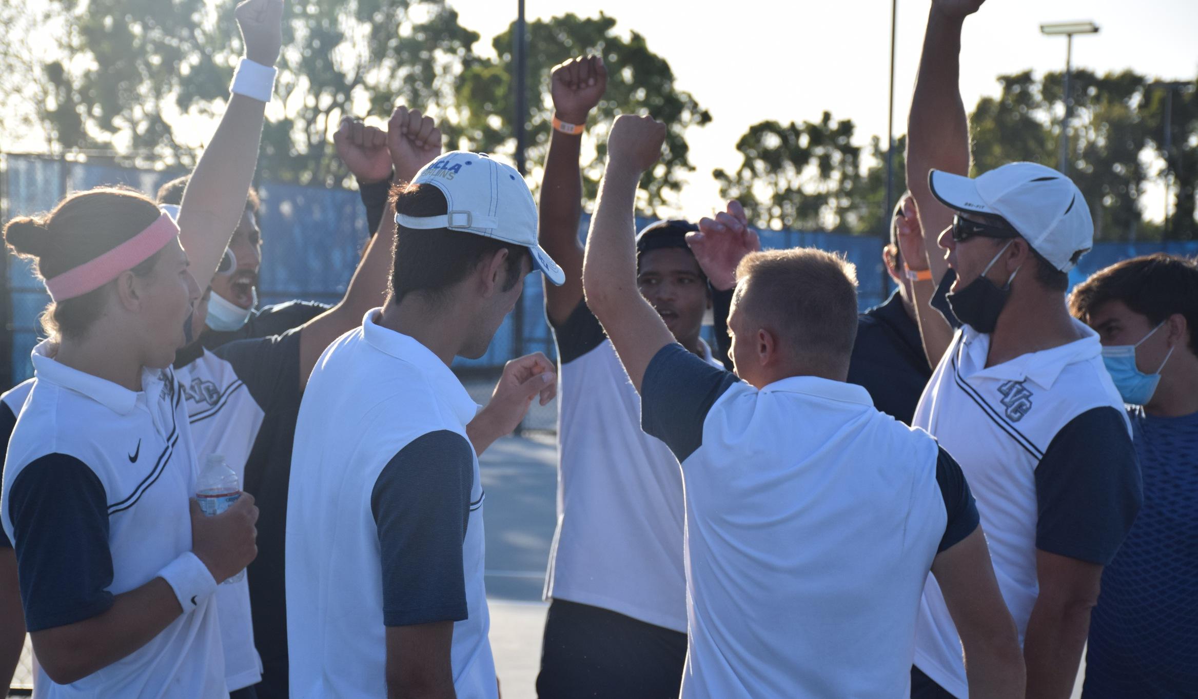 Men's tennis team outlasts Riverside in big conference match-up