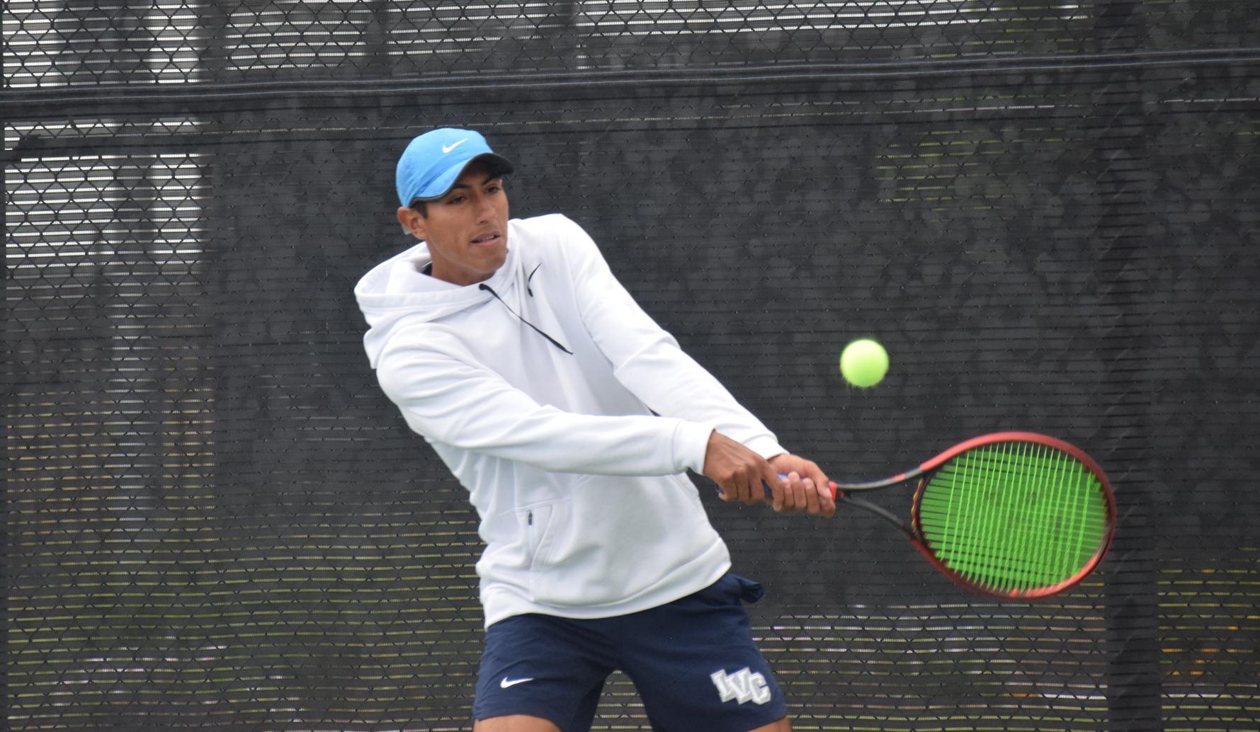 Men's tennis team routs Saddleback to finish regular season