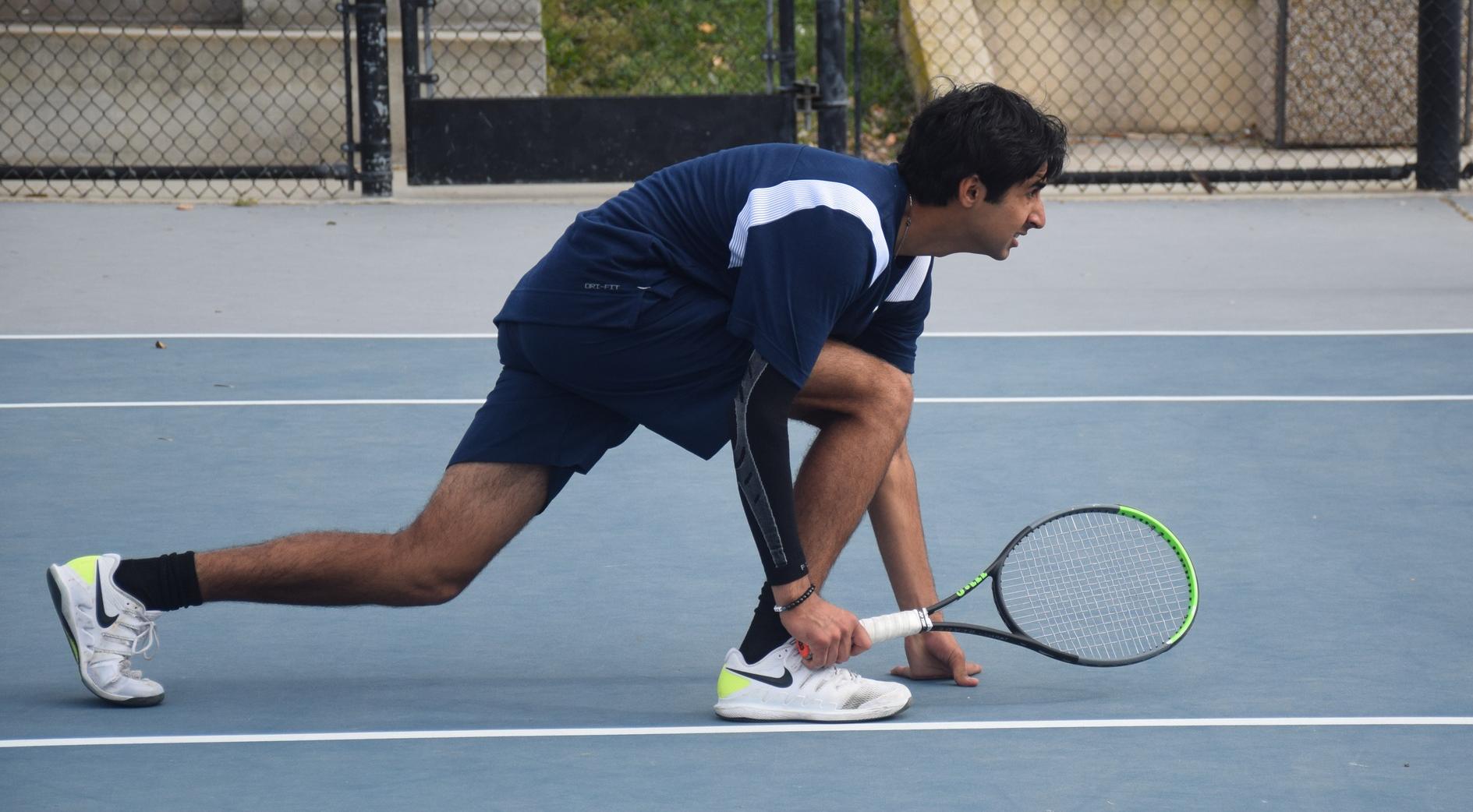 Men's tennis team sweeps past Saddleback in OEC opener