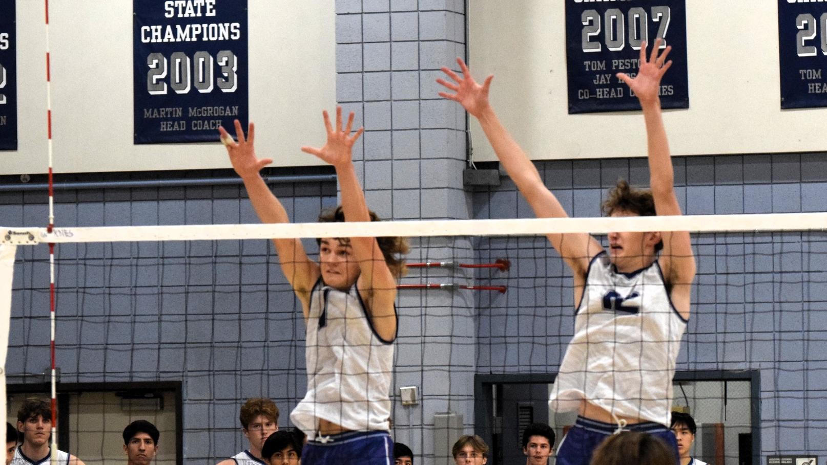 Men's volleyball team runs into solid San Diego Mesa squad