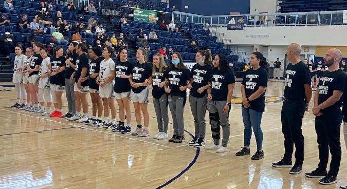Women's basketball team falls short to Delta in state semis