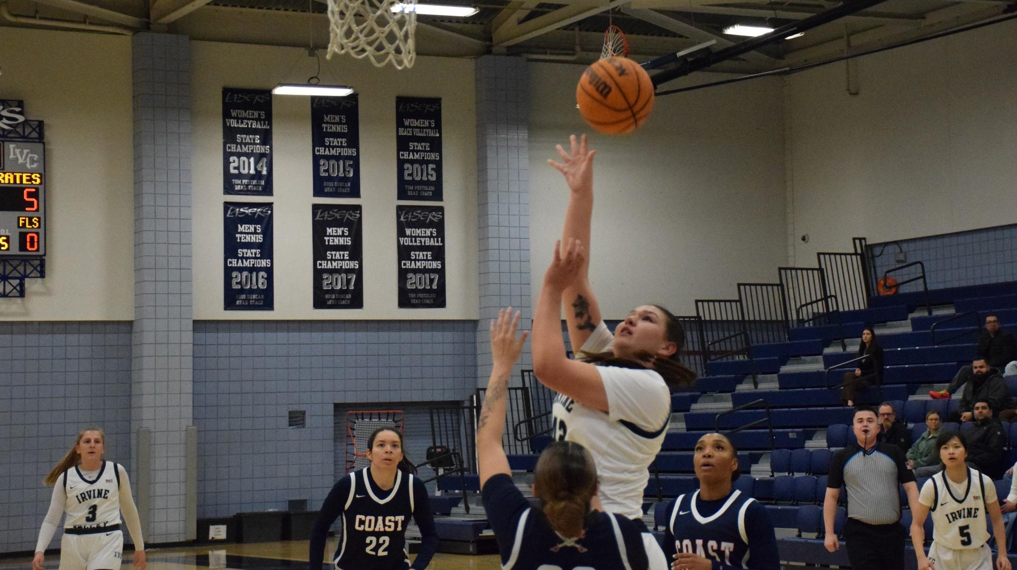 Women's basketball plays Orange Coast tough, but falls by eight