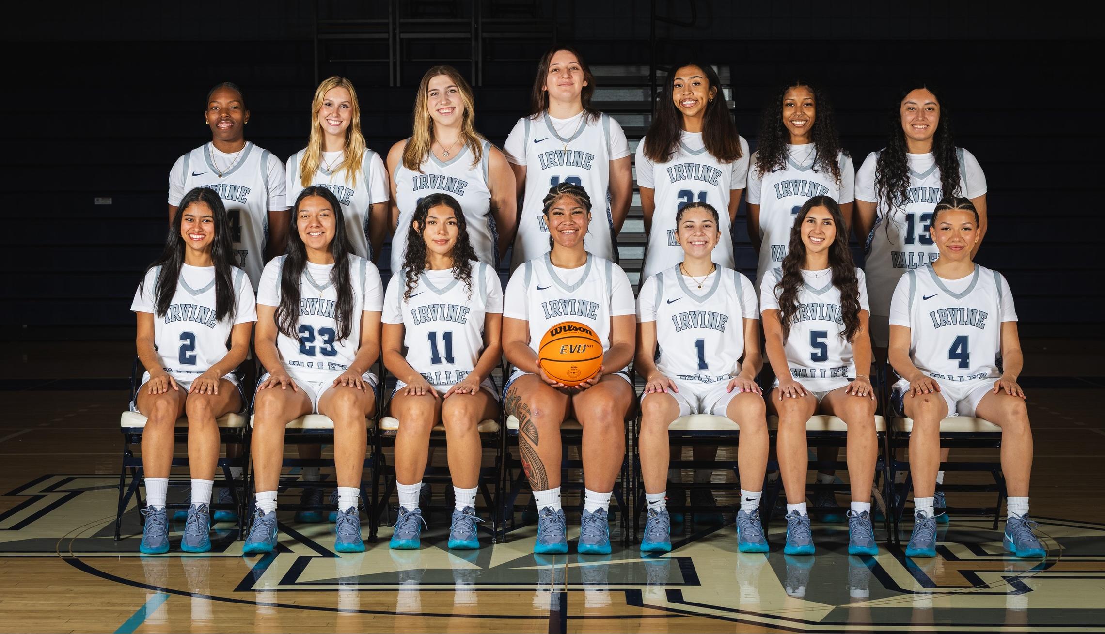 Women's basketball finishes No. 4 in regular season state poll